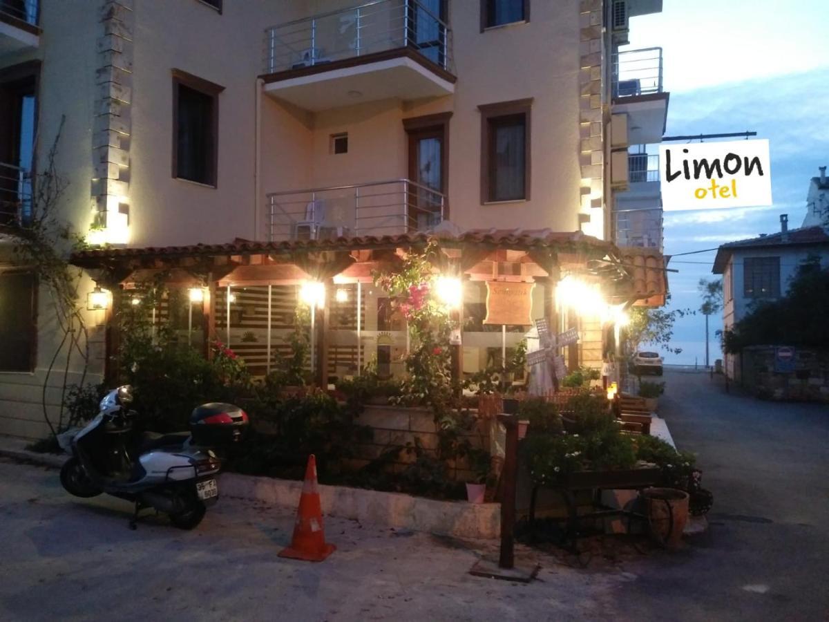Lımon Otel Foça Exterior foto