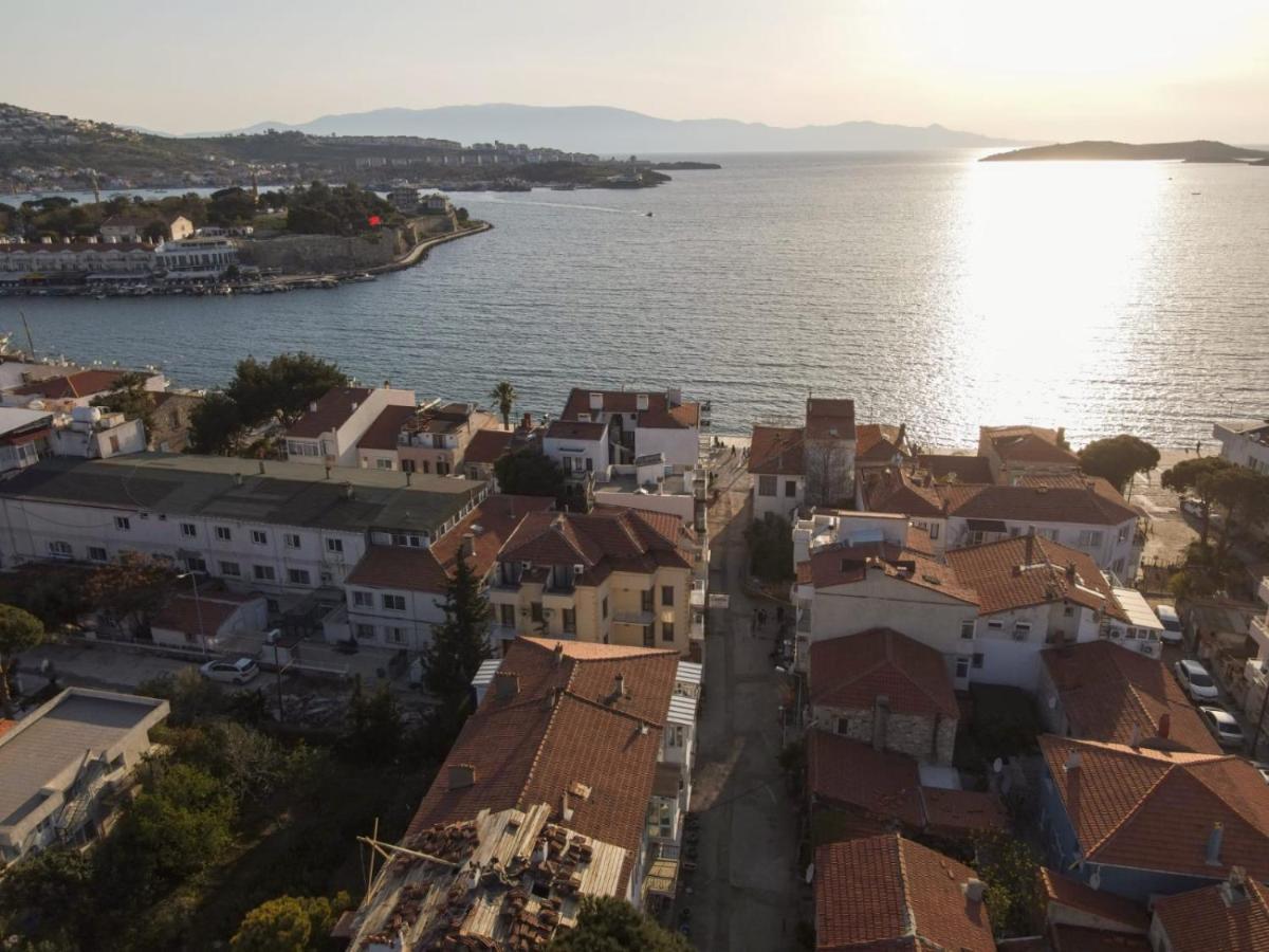 Lımon Otel Foça Exterior foto